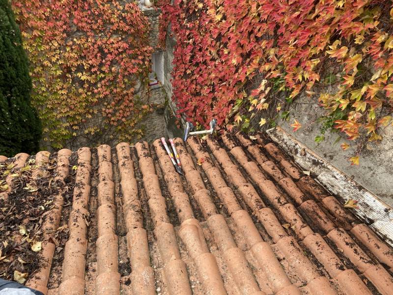 demoussage toiture martigues