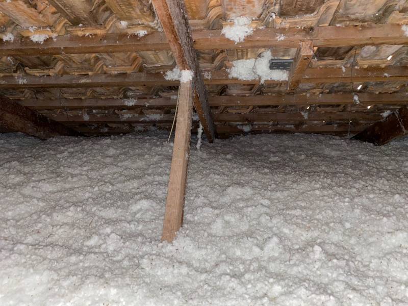 soufflage laine de verre comble perdu fini sur Châteauneuf-les-Martigues 13220