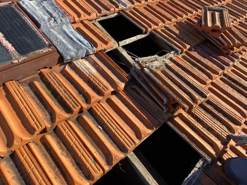 révision toiture tuile plate marignane