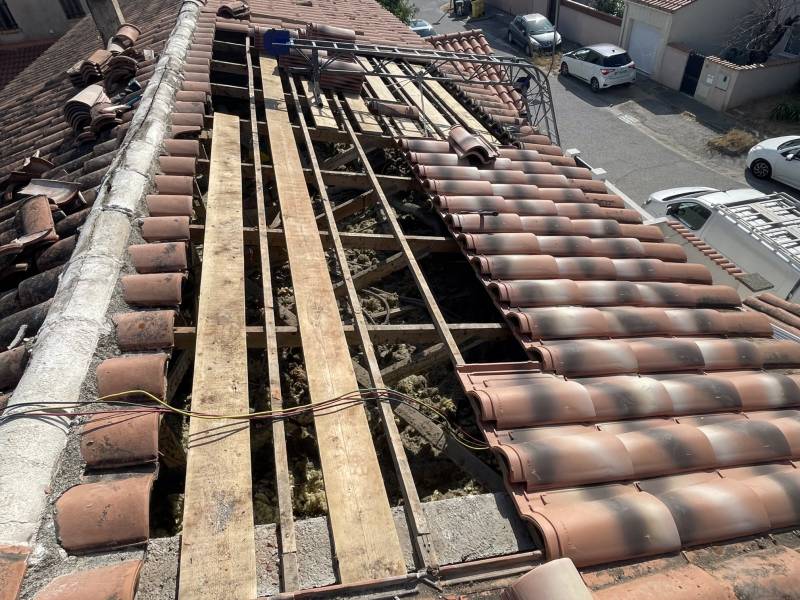 Réparation de toiture de maison sur Les Pennes-Mirabeau 13170