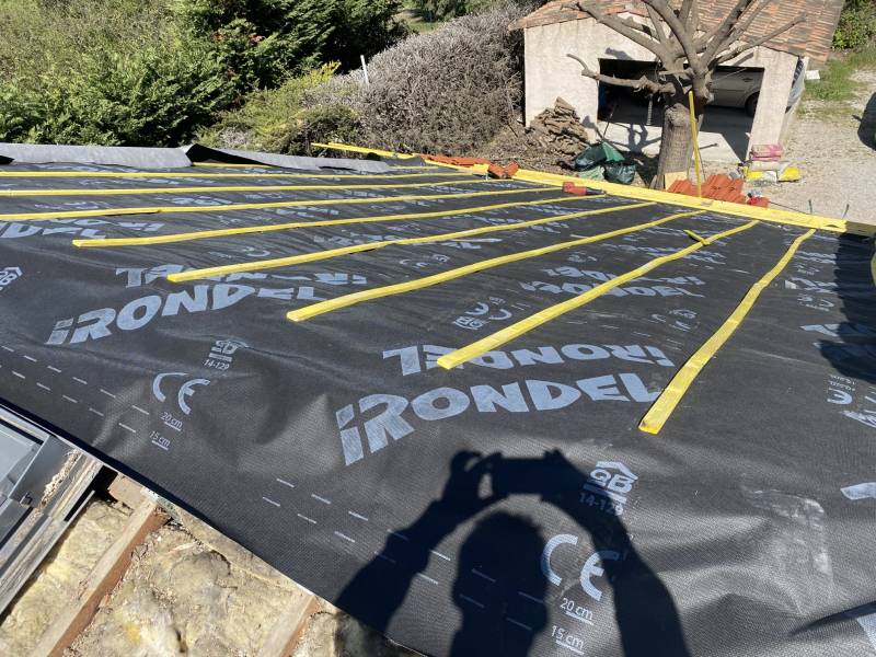 pose écran sous toiture ventabren