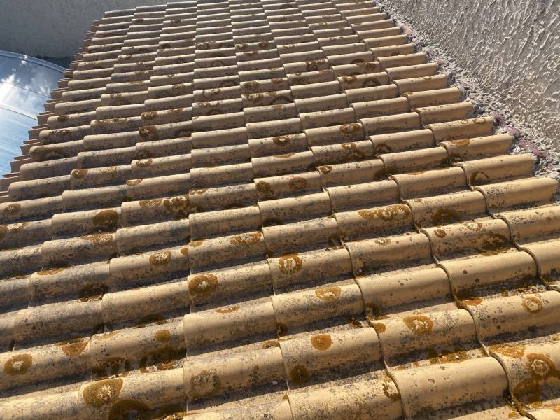 toiture avant intervention Saint Victoret 13730