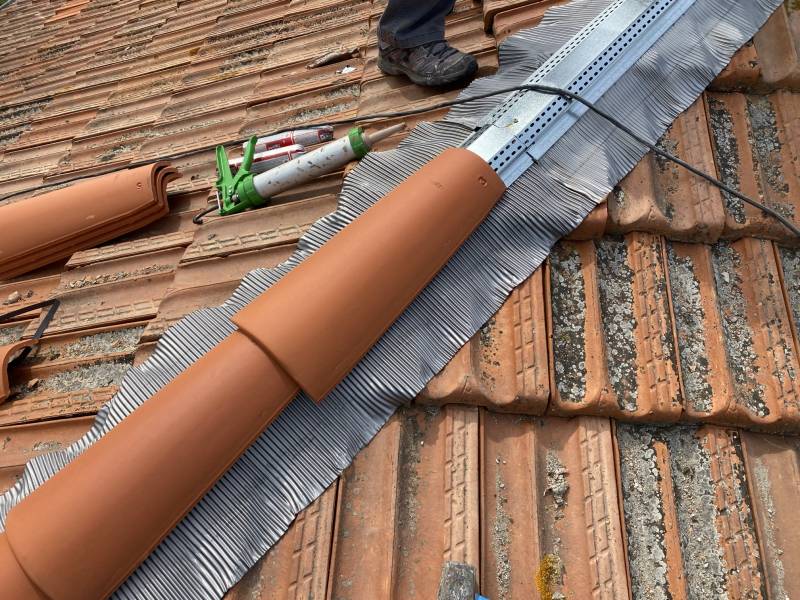 pose closoir zinc plomb sur ventabren