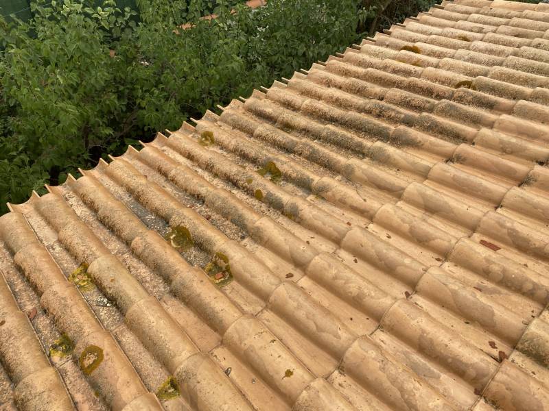 démoussage toiture saint victoret