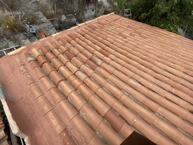 toiture pst canal avant intervention sur les pennes mirabeau