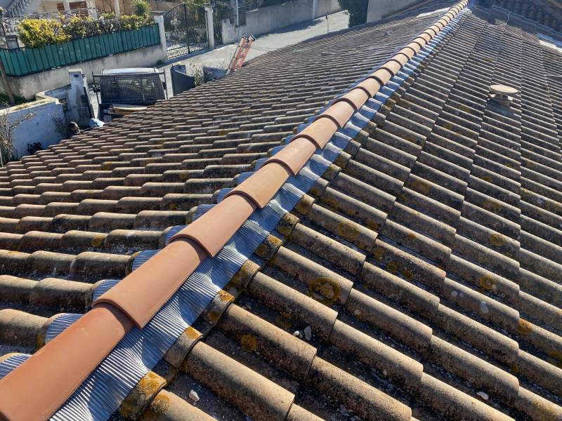 faitage closoir zinc plomb fini sur marignane