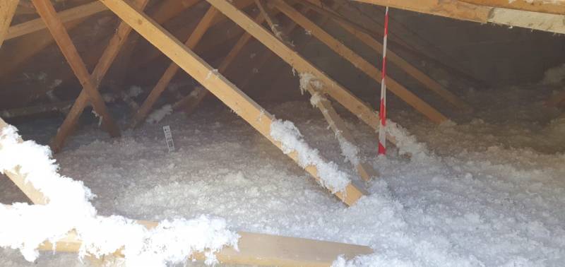 chantier isolation comble laine de verre sur Vitrolles 13127