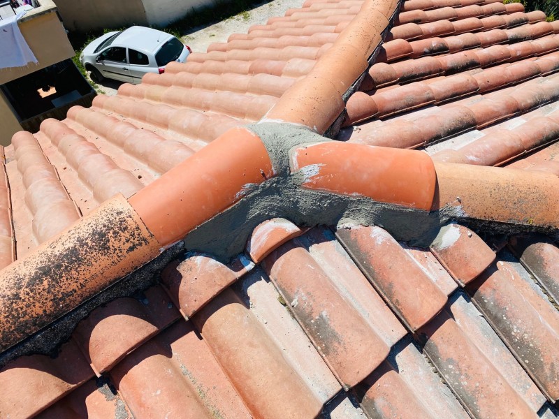 reparation faîtage sur marignane