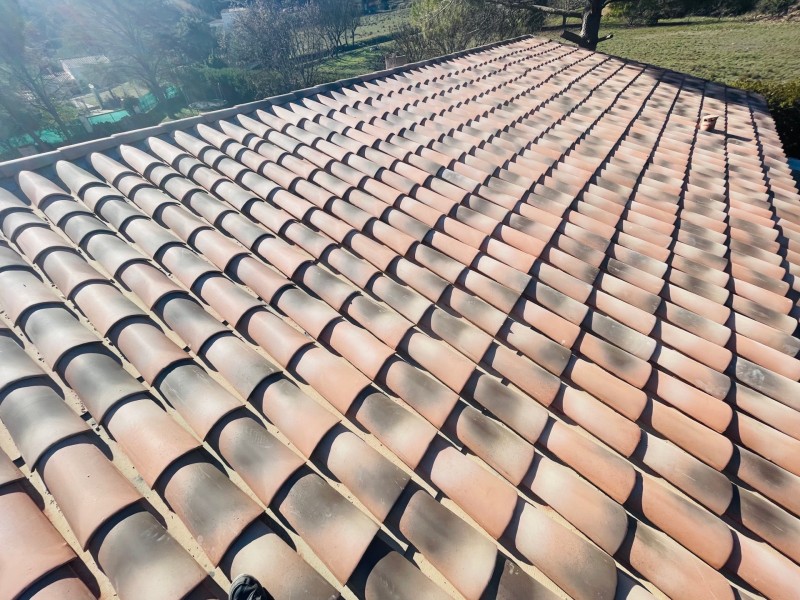 toiture pst canal silvacane sur bouc bel air