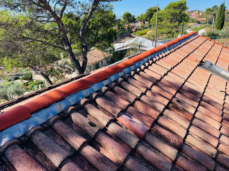 Couvreur pour rénovation d’une toiture de maison sur Bouc-Bel-Air 13320