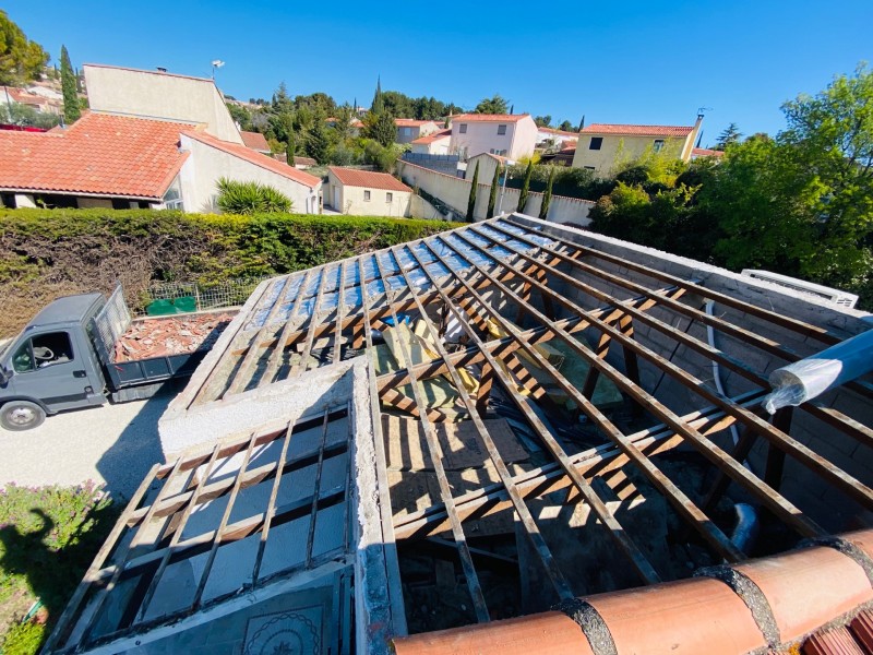 dépose toiture près de velaux