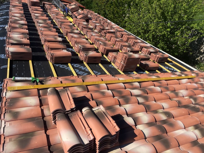 pose de toiture par couvreurs sur aix en provence