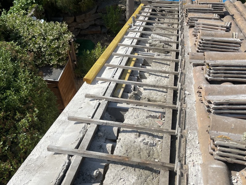 Actuellement: Rénovation d’une toiture de maison sur vitrolles près de Marignane