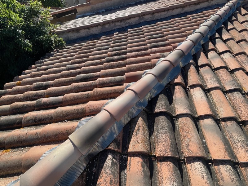 Renovation de Faîtage de toiture Bouc-Bel-Air 13320