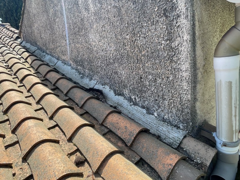 Révison de Toiture de Maison à Velaux 13880