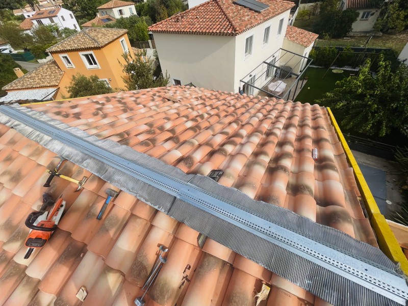 pose closoir en Faîtage sur vitrolles