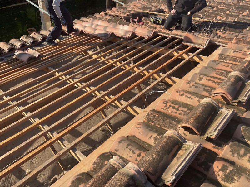 pose de tuiles à velaux 13880