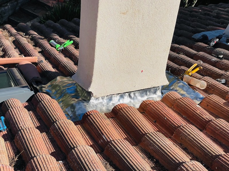 Couvreur pour rénovation d’une toiture de maison sur Bouc-Bel-Air 13320