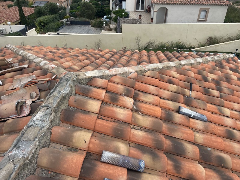 Dépose tuile de Faîtage Ensuès-la-Redonne 13820