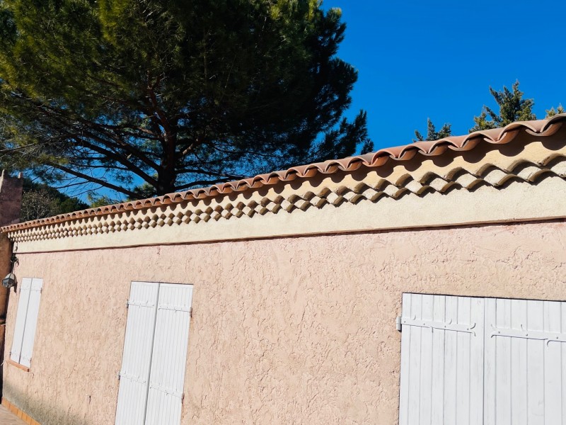 enduit de finition sur genoise sur bouc bel air