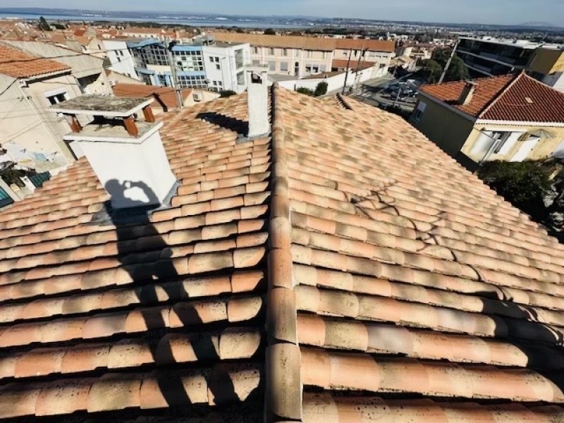 tuiles canal avec nettoyage fini sur Châteauneuf-les-Martigues 13220