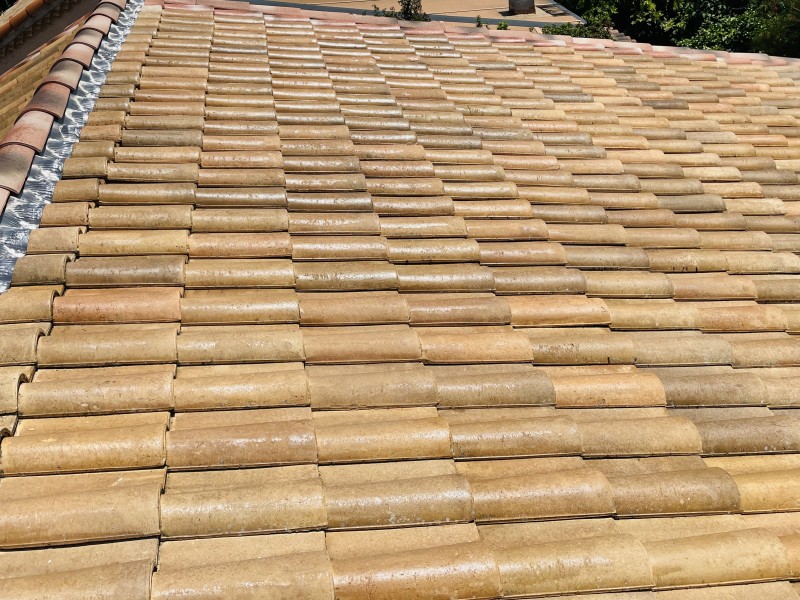 Actuellement: Rénovation d’une toiture de maison sur vitrolles près de Marignane