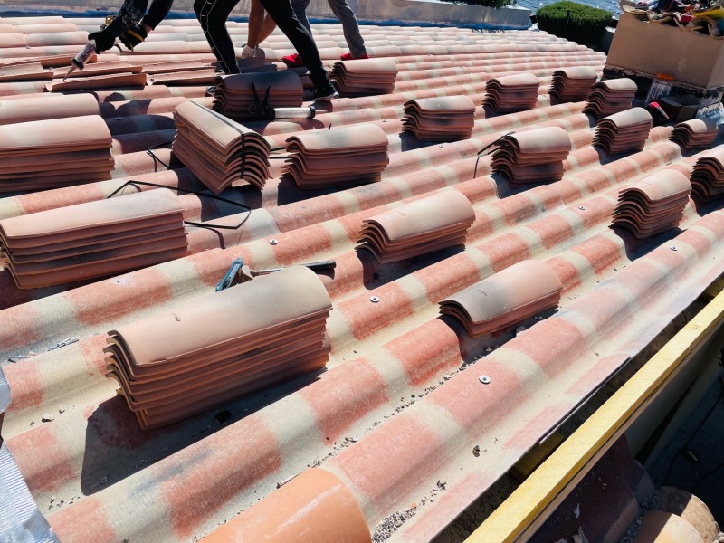 pose de tuiles canal sur pst sur sausset les pins