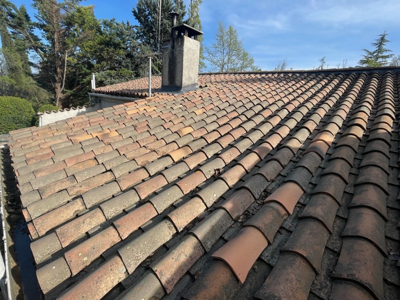 Révison de Toiture de Maison à Velaux 13880
