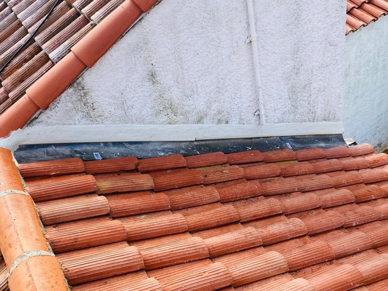 solin plomb fini sur velaux