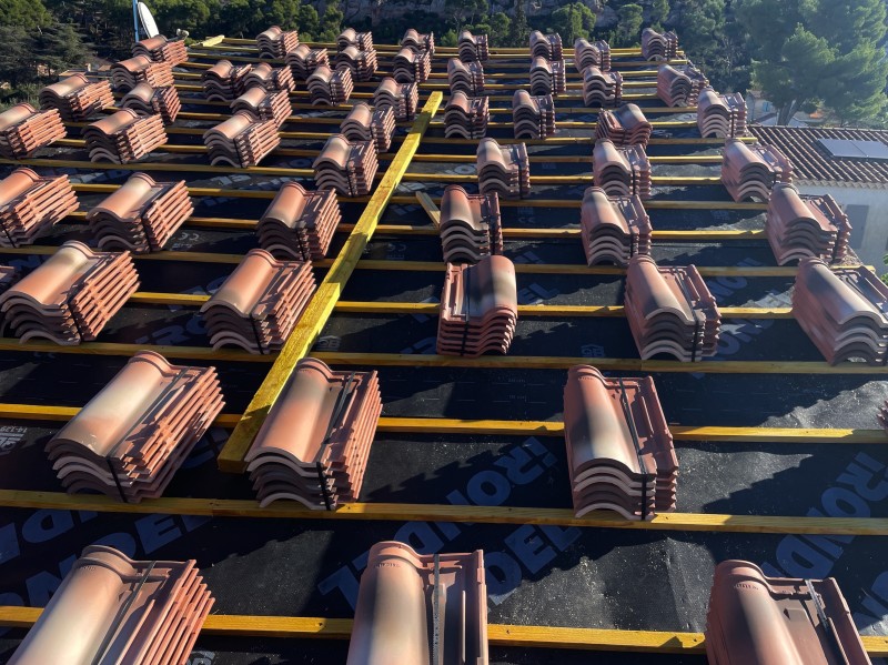 Changement d’une toiture de maison sur Vitrolles 13127 près de Marignane