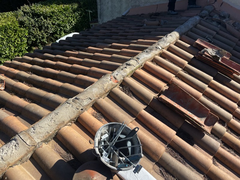 Changement d’un Faîtage d’une toiture de maison sur Mimet 13105 près de Gardanne 13120