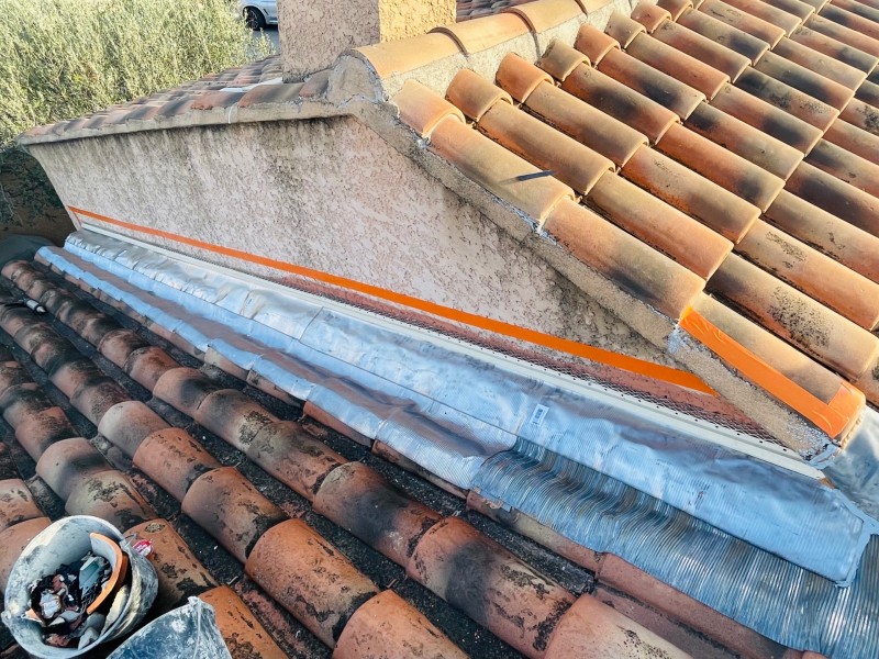 Nouvelle réfection de Solin d’une toiture de maison sur Marignane 13700