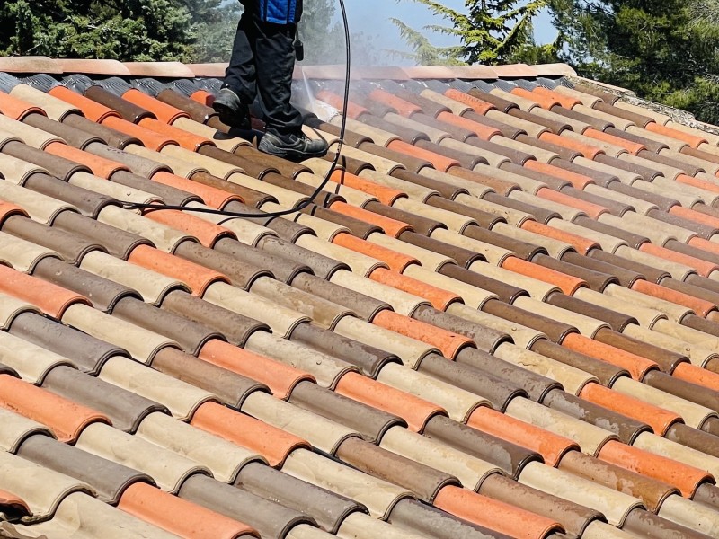 couvreur pour nettoyage de toiture Saint-Chamas 13250