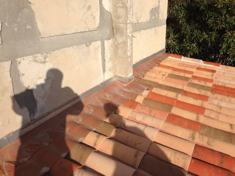 toiture pst et tuile canal près de marseille