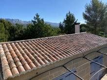 Solutoiture -  Couvreur professionnel pour la rénovation d'une toiture ancienne à Marignane 13700